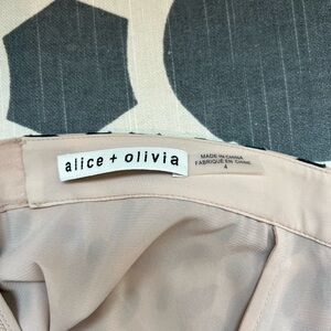 Alice + Olivia leopard skirt with slit details- flowy